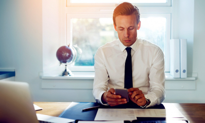 Interest on late payments An accountant works out the interest payable on a late payment
