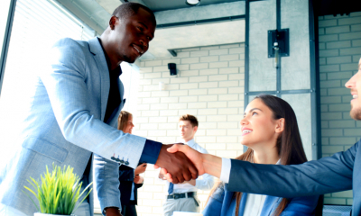 People shaking hands People shaking hands